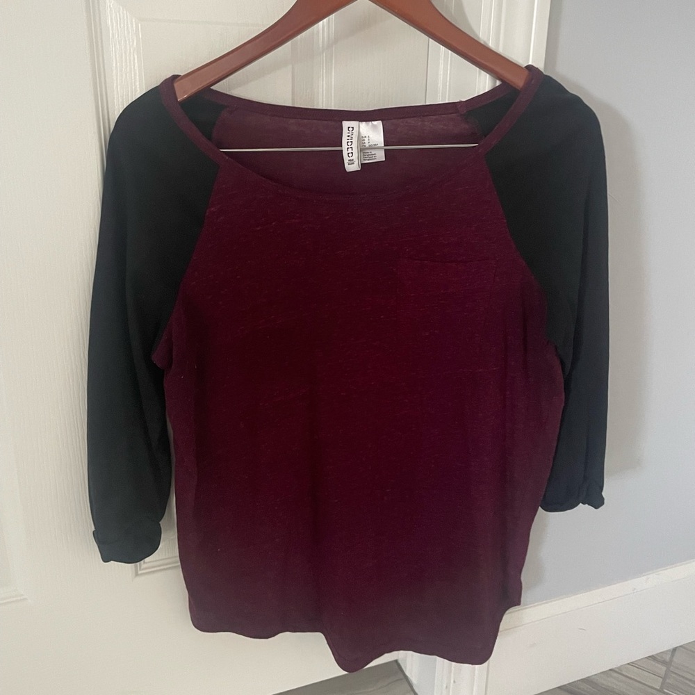 Wide necked 3/4 sleeve H&M small top